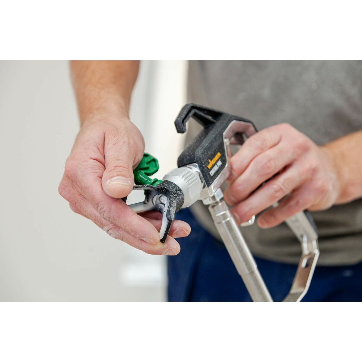 V6H3AA70A03BB82B80B8D558F5180BBE571R3437196P9