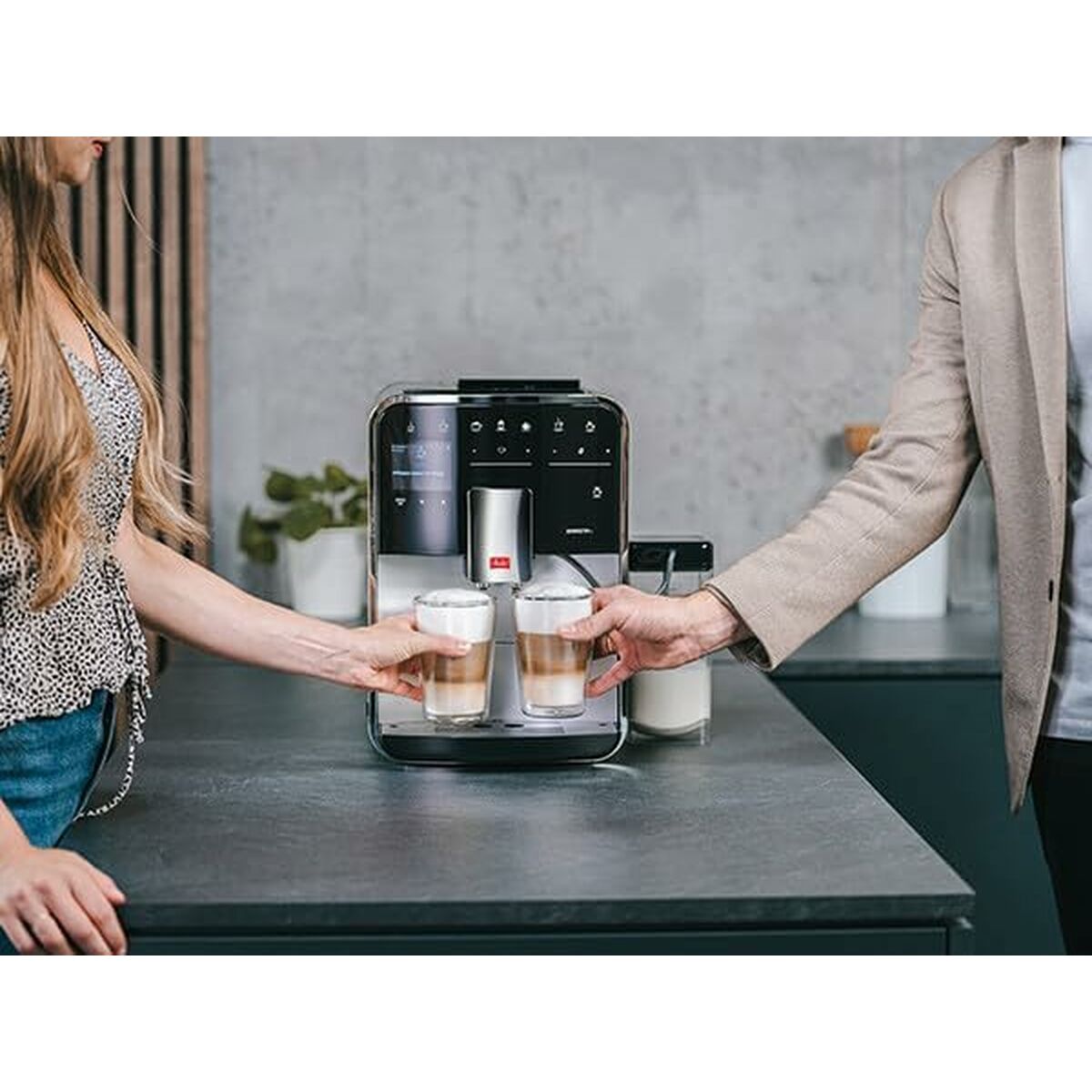 V8HA0CA8E301D81657C880604303940B4C5R6609679P7