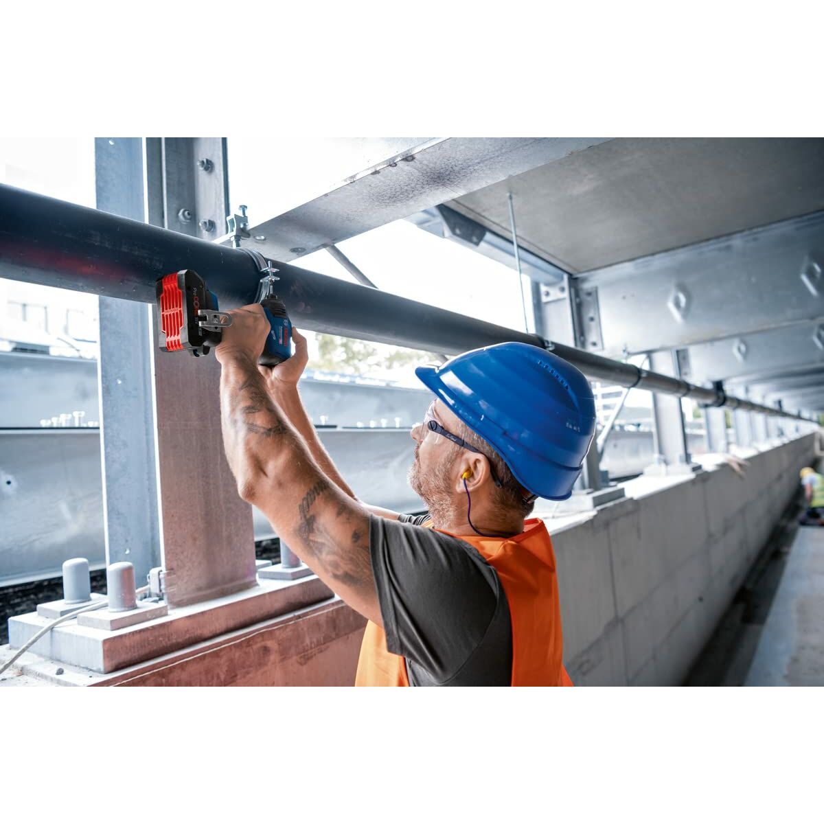 V11H86F3AF81FCFE83D409ED4008E30786CDR7234724P10