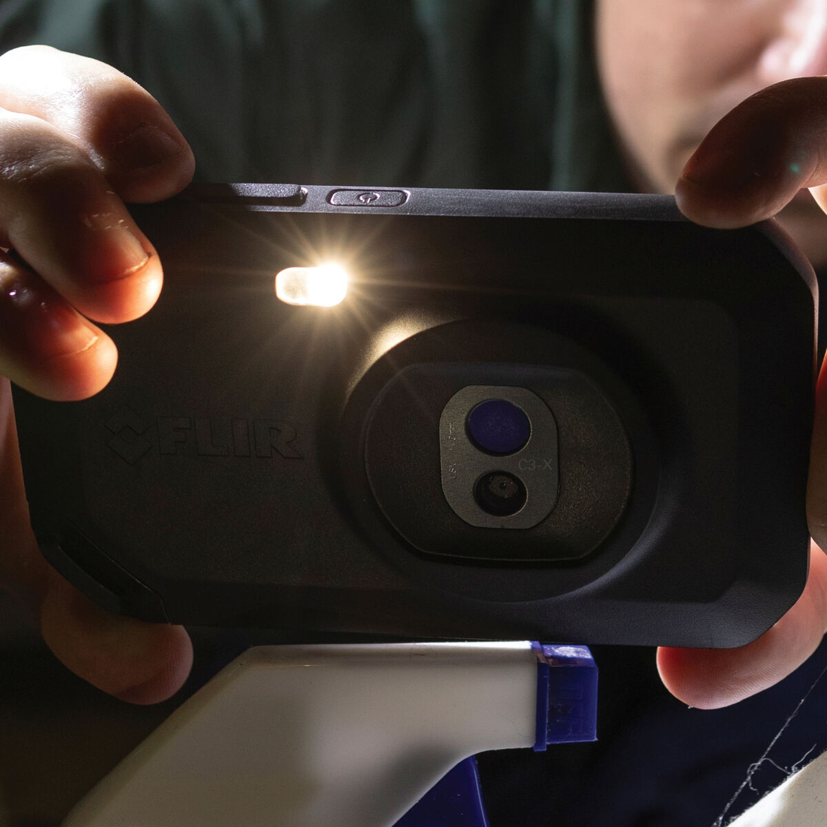 V7H7B851884F4815A4772057D8789FD786ER6430652P8