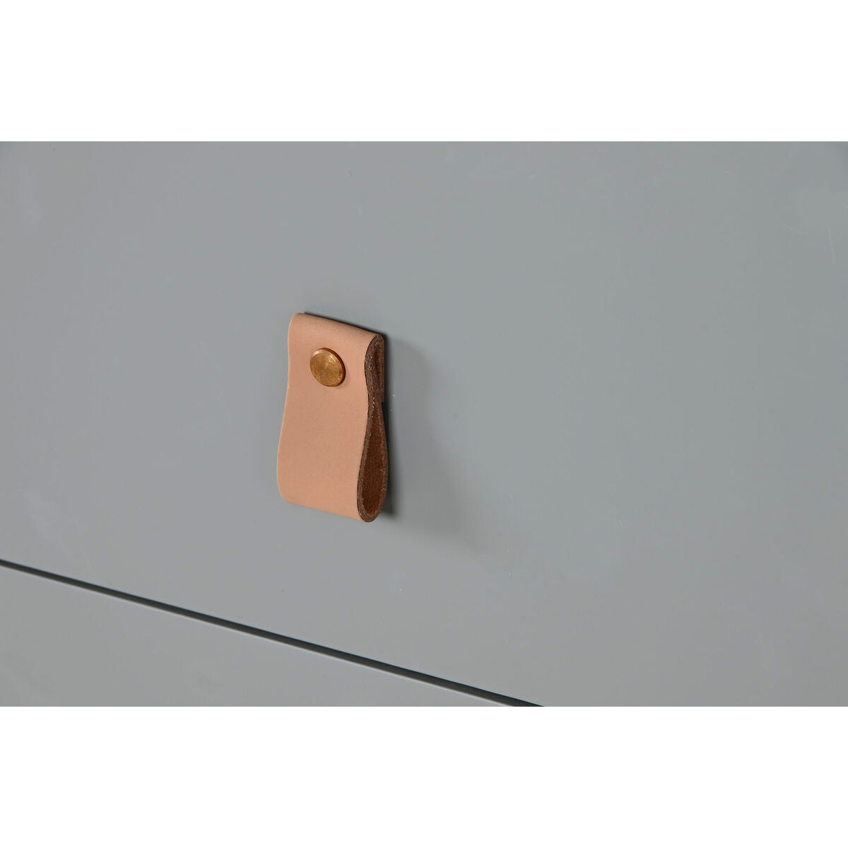 V7H69AD376472BFA57375B965EEE9FA3F3ER6382315P4